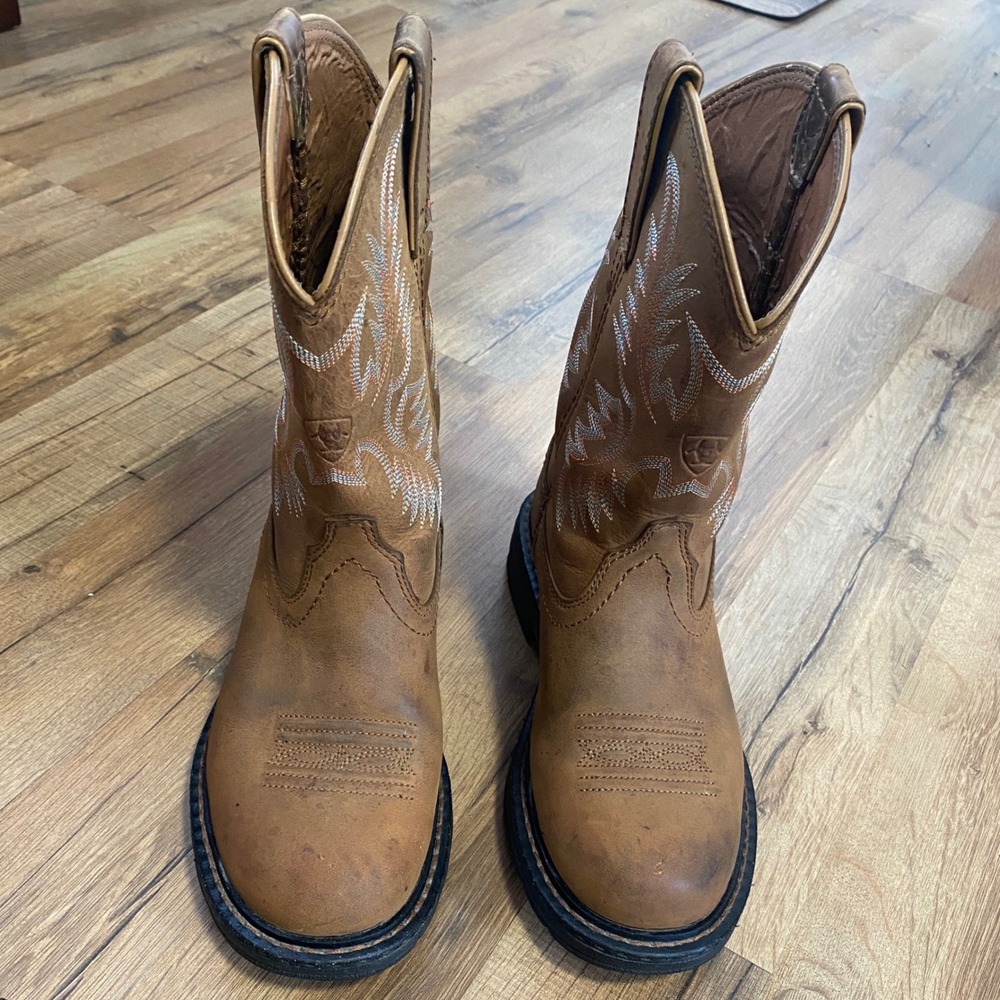 Ariat Western Cowboy Boots Tan Leather Embroidered Pull On Womens Size 7.5 - Picture 2 of 8
